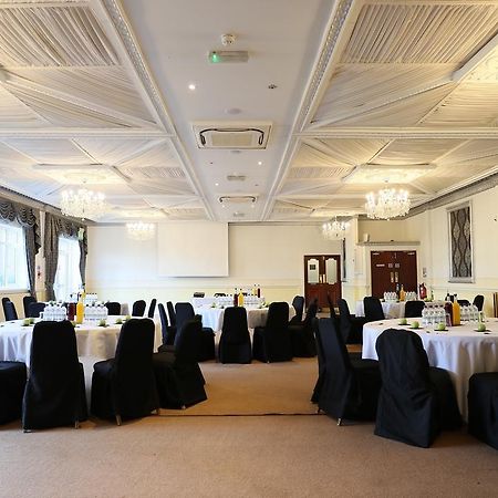 The Victoria Hotel Manchester By Compass Hospitality Oldham Exterior foto