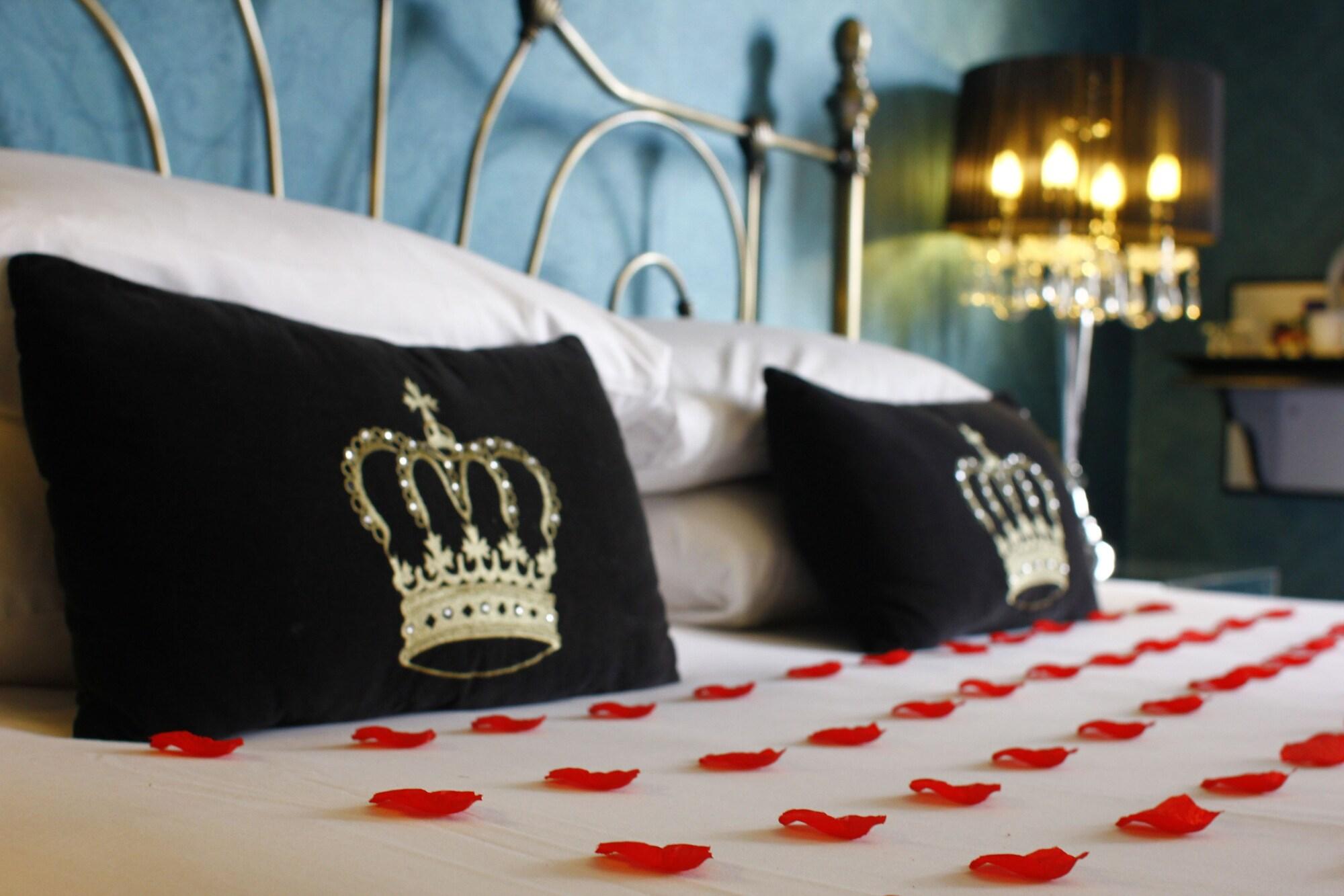 The Victoria Hotel Manchester By Compass Hospitality Oldham Exterior foto